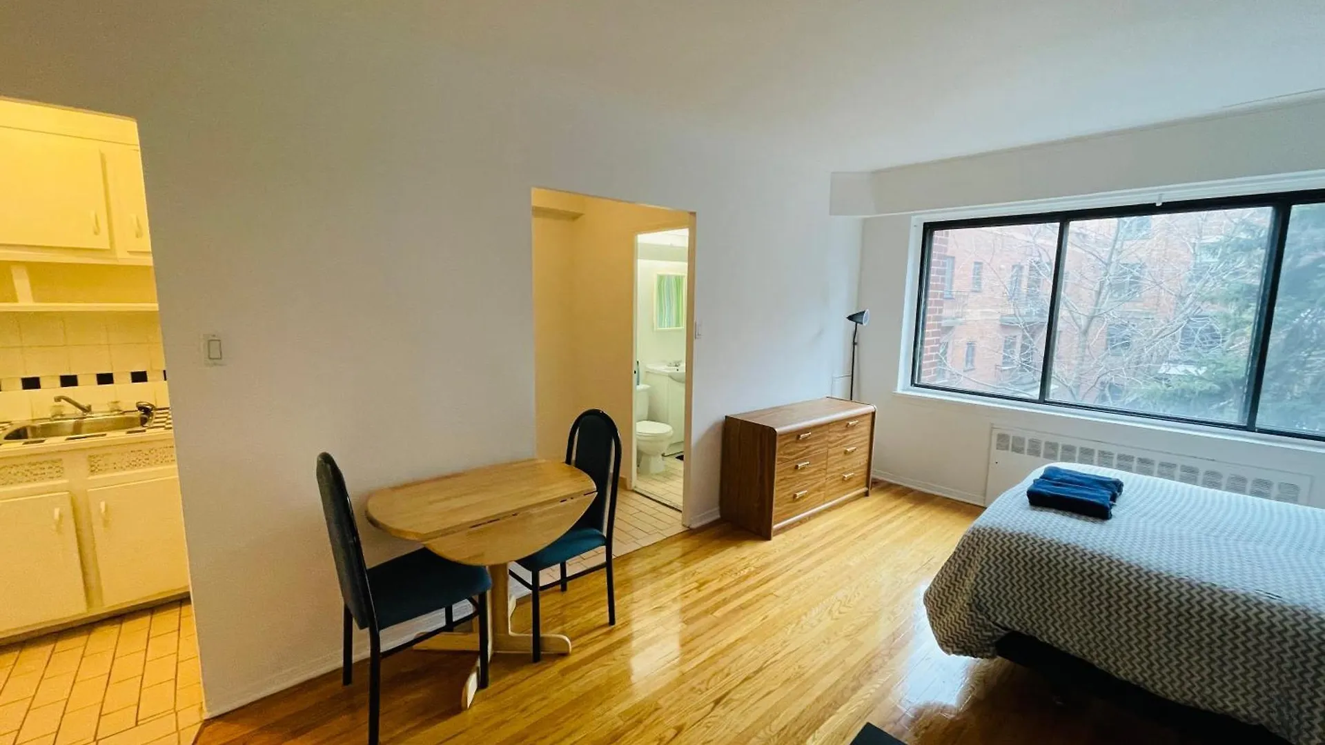 Stylish Montreal Apartment: Comfortable Stay In The Golden Square Mile Appartement